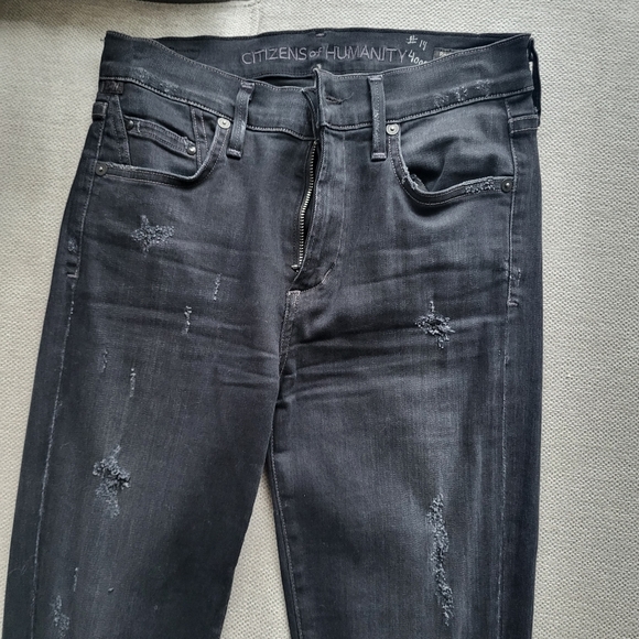 Citizens of Humanity Distressed High Rise Rocket Crop Jeans Size 26 - Picture 3 of 12